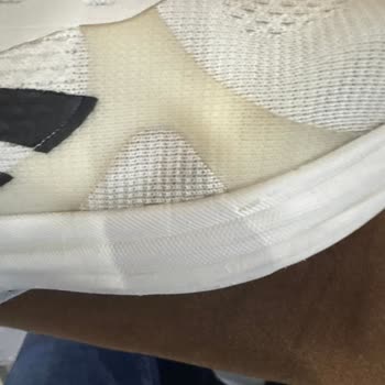 Kısa Sürede Deforme Olan Ayakkabı Ve Garanti Sürecinde Destek Eksikliği