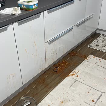 Karaca Tencere Setinin Kulpu Kısa Sürede Koptu