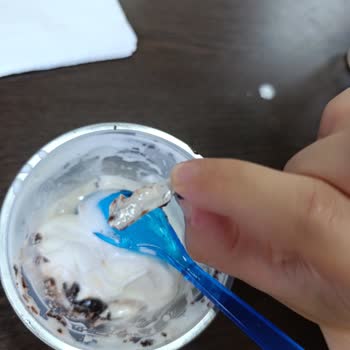 Sufle Ürünü İçerisinden Yabancı Madde Çıkması Ve Sağlık Tehlikesi