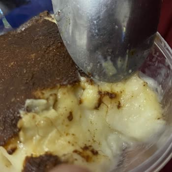 Tatlıbak Kazandibi Tatlısında Hijyen Sorunu Yaşadım