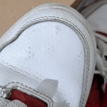 İki Ayda Açılan Nike Ayakkabı Ve Garantide Kullanıcı Hatası Cevabı