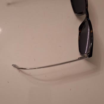 Gözlüğümün Sapı Bozuldu İlgisizlik Mağdur Etti