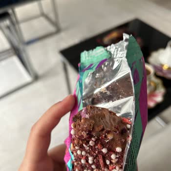 Dondurmadan Çıkan Tahta Parçası Ve Çözülmeyen Şikayet