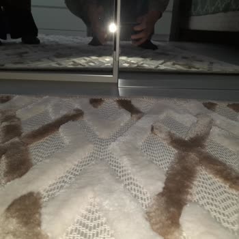 Gardırop Aynası Sorunu Ve İlgisizlik