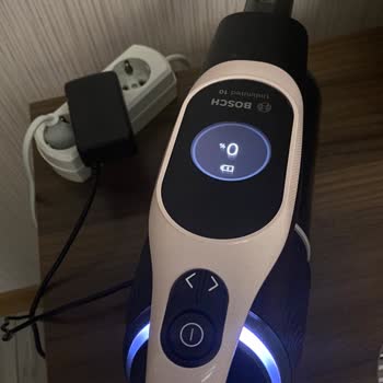 Bosch Şarjlı Süpürge Kısa Sürede Şarj Sorunu Yaşattı