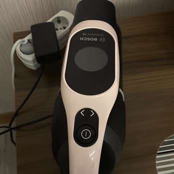 Bosch Şarjlı Süpürge Kısa Sürede Şarj Sorunu Yaşattı