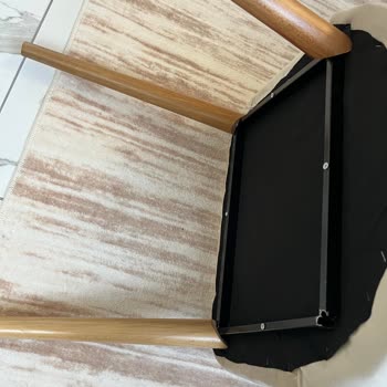 Evname Hamidiye Şubesi'nden Aldığım Yemek Masası Sandalyesinin Kırılması