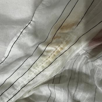 Aldığım Kolyenin Renk Bırakması Ve İletişim Sorunu