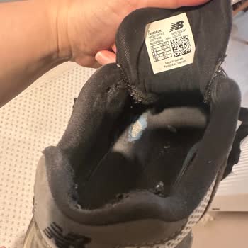 My New Balance 9060 Lining Tore After a Few Wears