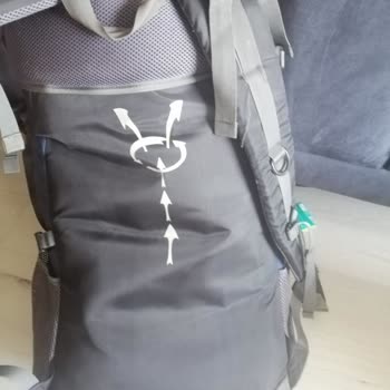 Ich kämpfe mit Emirates wegen kaputtem Hiking-Rucksack und gestohlenen Sachen