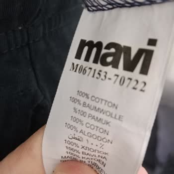 Aynı Model T-shirtte Sadece Eşimde Yırtık Ve Kopmalar Oluştu