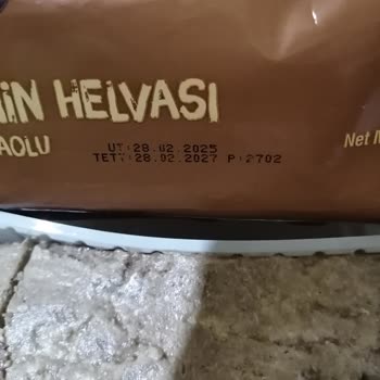 Aldığım Helva Kötü Kokulu Ve Yapış Yapış Çıktı, İade Alınmadı!