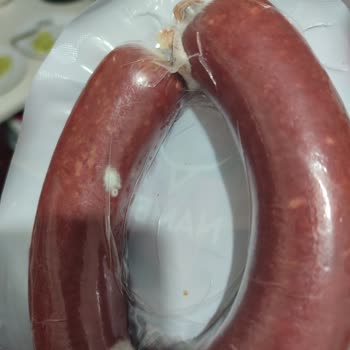 Son Kullanma Tarihi Geçmemiş Namet Sucukta Küf Ve İletişimsizlik Sorunu