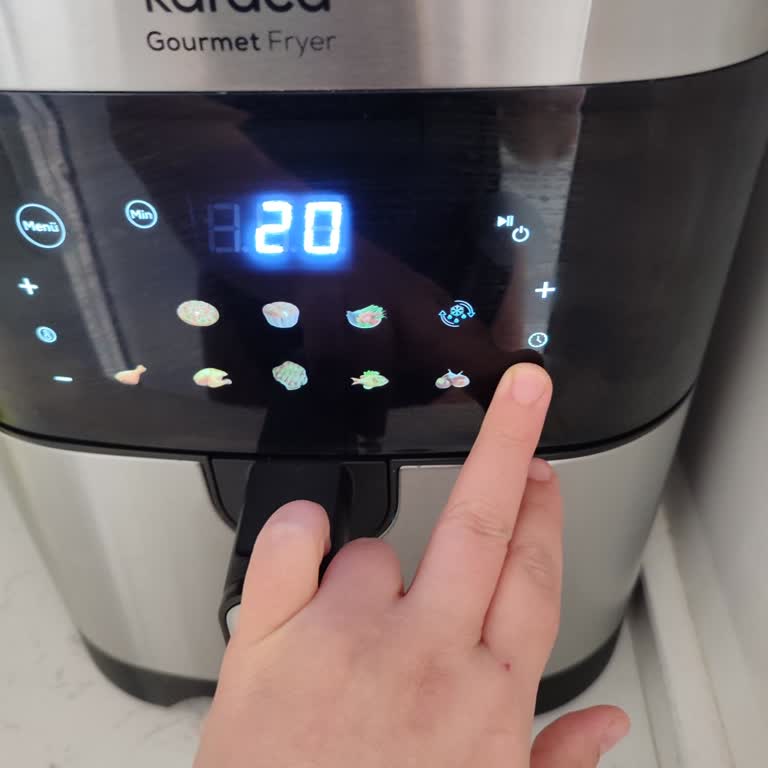 Karaca Saat Ayarında Artı Eksi Tuşu Var Eksi Tuşu Çalışmıyor