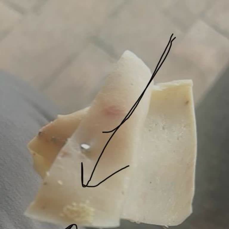 Kahvaltıda Jambonda Parazit Ve İlgisiz Personel Deneyimi