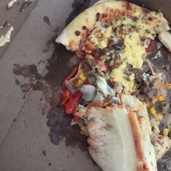 Eksik Ve Kalitesiz Pizza, Sorumsuz Kurye Deneyimi