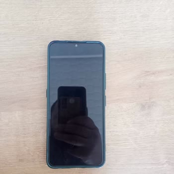 Reeder Sürekli Çekim Ve Bağlantı Sorunları Yaşatan Telefon İçin Haksız Değişim Talebi