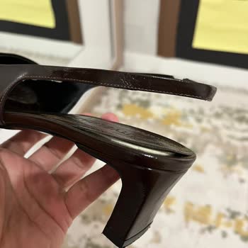 Üç Kez Giyilen Ayakkabıda İade Ve Değişim Sorunu