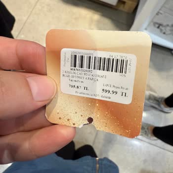 Karaca Mağazasında Müşteri Temsilcisinden Beklenmedik İlgisizlik Ve Saygısızlık