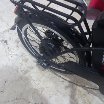 Kuba Bisikleti Sürerken Ön Tarafı Kendiliğinden Açıldı