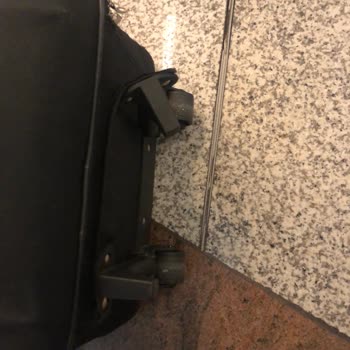 Kırılan Valizlerime Çözüm Sunulmadı, Talebim Reddedildi