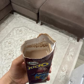 Çikolatalı Diye Aldım, Muzlu Süt Çıktı Şaşkınlığı