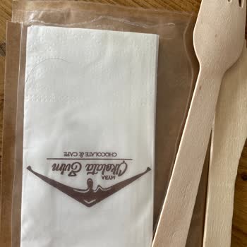 Servis Setinde Saç Çıkması Ve Hijyen Sorunu