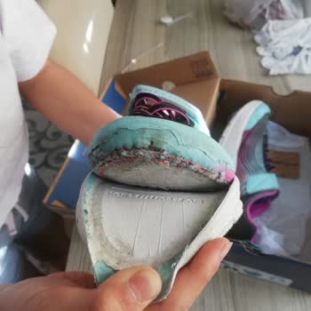 Skechers Kızımın Spor Ayakkabısı Kısa Sürede Deforme Oldu, Firma İlgisiz Kaldı