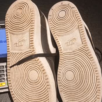 Nike Ayakkabıda Taban Hatası Ve Garanti Hizmetinin Reddi Mağduriyet Yaşatıyor