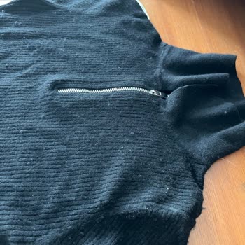 İlk Kullanımdan İtibaren Tüylenen Ürüne Massimo Dutti’den İlgisiz Yaklaşım