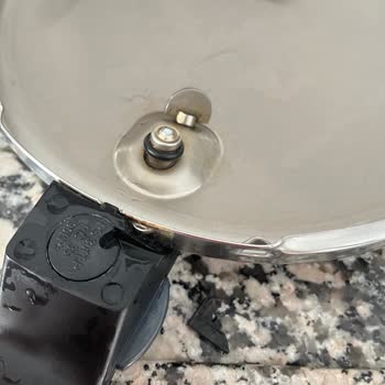 Fissler Düdüklü Tencere Kapağı Kırıldı, Muhatap Bulamıyorum!