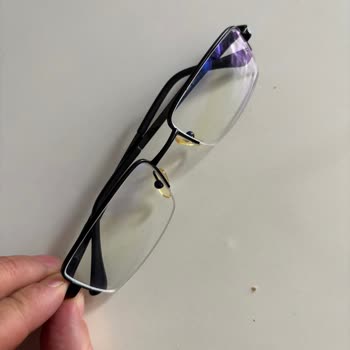 Atasun Optik'ten Aldığım Gözlükteki Sararma Ve Garanti Sorunu