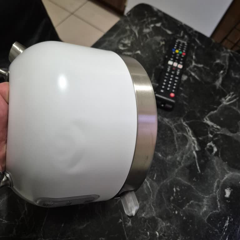 Bozuk Ve Ezik Su Isıtıcı, İlgisiz Servis Ve Zorlayıcı İade Süreci