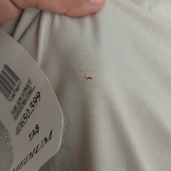 Siparişimdeki Ürünler Defolu Ve Yanlış Renk Geldi