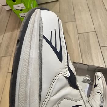 Kısa Sürede Deforme Olan Lumberjack Ayakkabı Ve Filo Mağazasının İlgisizliği