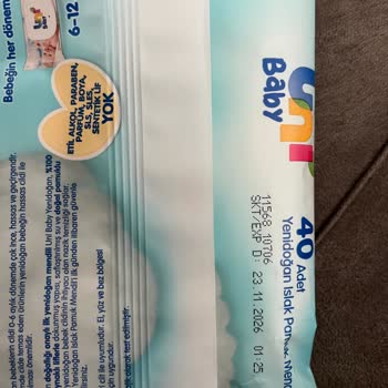 Uni Baby Islak Mendil Bebeğimin Yüzünde Ciddi Alerjiye Yol Açtı