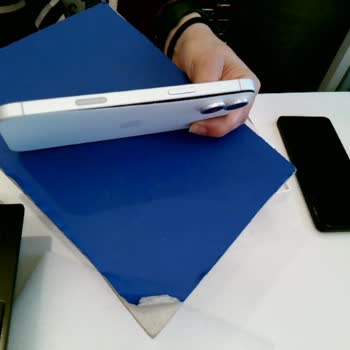 Yeni İphone 16 Plus'ta Batarya Şişmesi Ve Garanti Sorunu