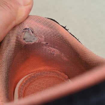Skechers Ayakkabıda 2 Ayda Yırtılma Ve Garanti Reddi