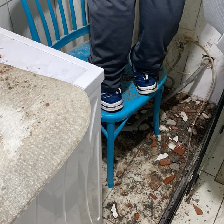 Termosifon Montajında Su Borusu Patladı Evimiz Mahvoldu Çözüm Yok