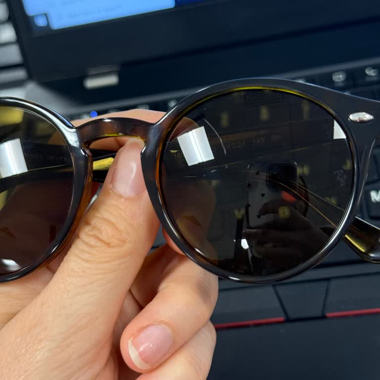 Kullanılmamış Gözlükte Çizik Çıktı, Değişim Sürecinde Mağdur Oldum