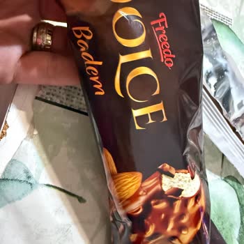 A101 Aldığım Dondurmanın İçinden Beklenmedik Yağ Tabakası Çıktı