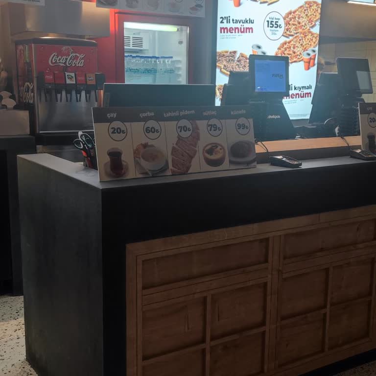 Pidem Restaurant Şube Çalışanlarının İlgisizliği