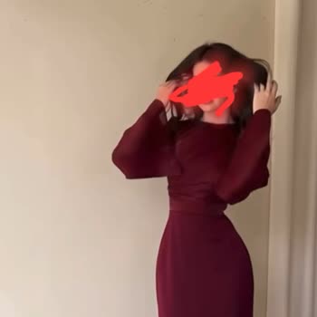 Yanlış Ve Kullanılmış Elbise Gönderildi, İletişime Geçilmiyor