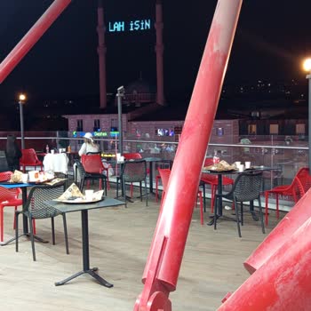 Domino's Pizza'da Hijyen Ve Müşteri İlgisizliği