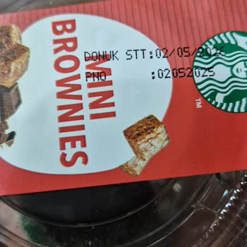Starbucks Şubesinde Son Kullanma Tarihi Karmaşası: Bozuk Ürün Satışı