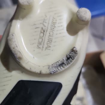 Dayanıksız Krampon Ve İlgisiz Satıcı