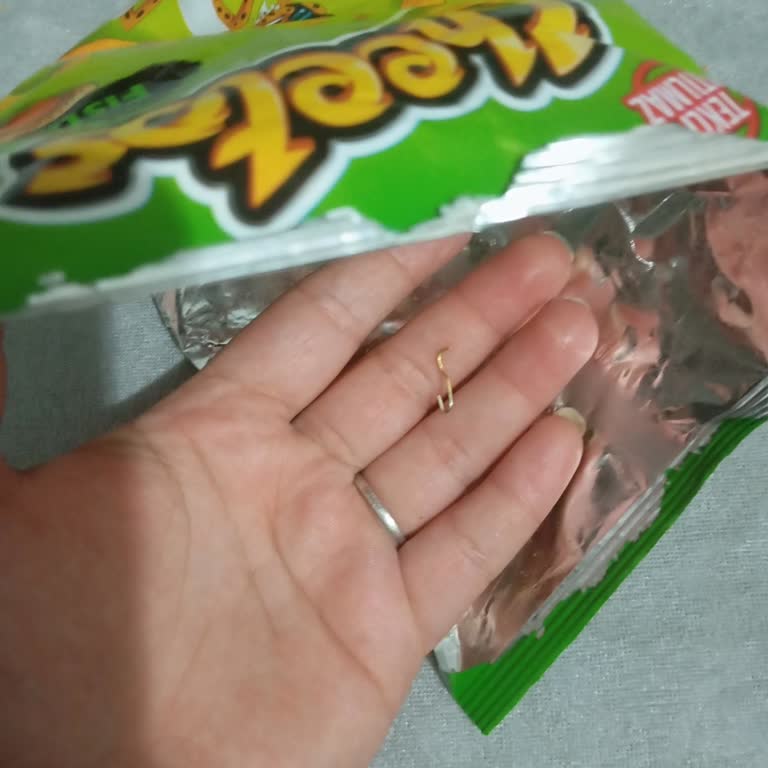 Cips İçerisinden Yabancı Madde Çıkması Hakkında Şikayet