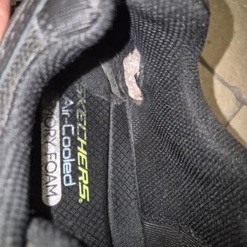 Kısa Sürede Deforme Olan Ayakkabı Ve Yetersiz Müşteri Hizmetleri Nedeniyle Mağduriyet