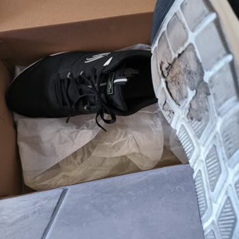 Skechers Ayakkabının Alt Tabanı Soyuldu Boyner Kullanıcı Hatası Dedi