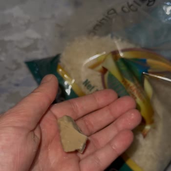 Pirinç Paketinden Yabancı Madde Çıkması Ve Sağlık Endişesi